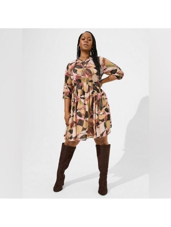 torrid Dresses & Skirts - Torrid Mini Clip Dot Front Keyhole Dress